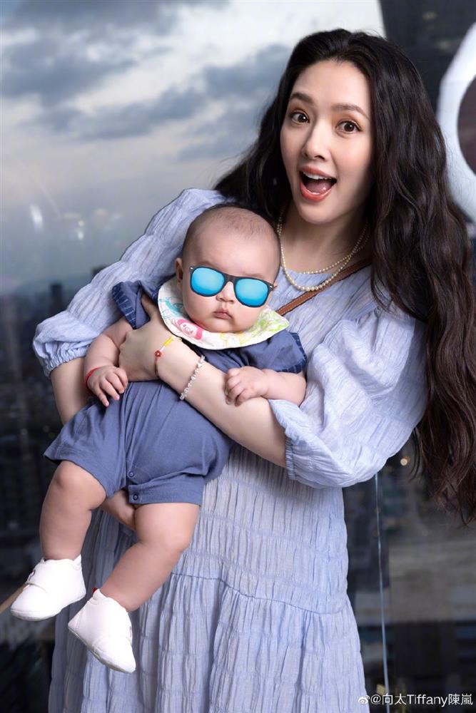 Quách Bích Đình tổ chức sinh nhật cho con, chồng vắng bóng-5