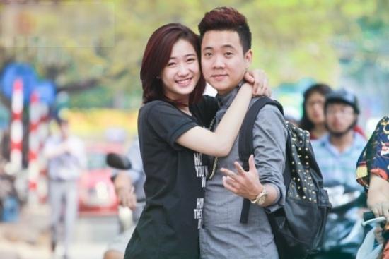 JustaTee đi giày độn vẫn bé tí khi đứng cạnh Tóc Tiên, Đen Vâu-14