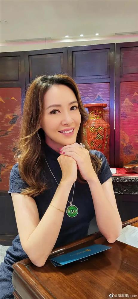 Hoa hậu Hong Kong Hướng Hải Lam U50 vẫn độc thân-1