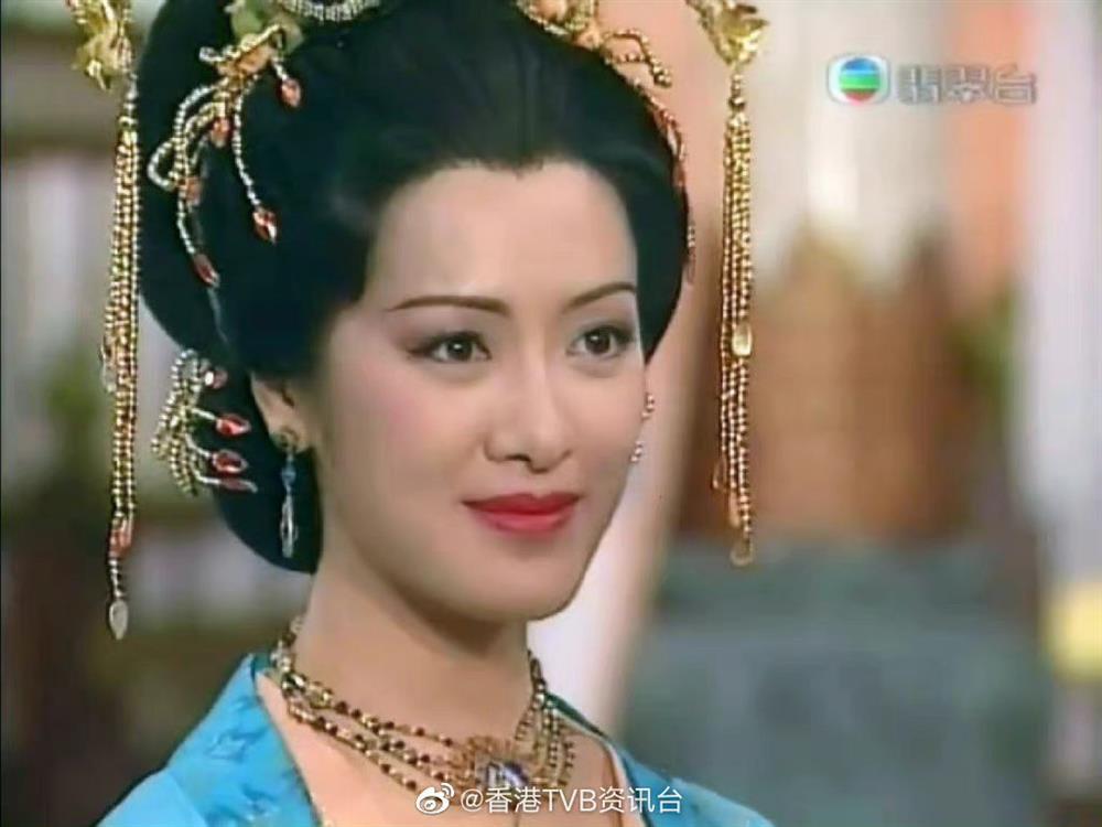 Hoa hậu Hong Kong Hướng Hải Lam U50 vẫn độc thân-5