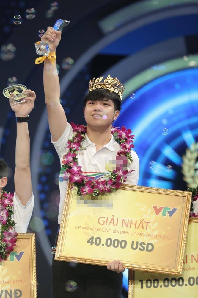 Bố của nhà vô địch Olympia: Từ nhỏ con trai là đứa trẻ đặc biệt-7