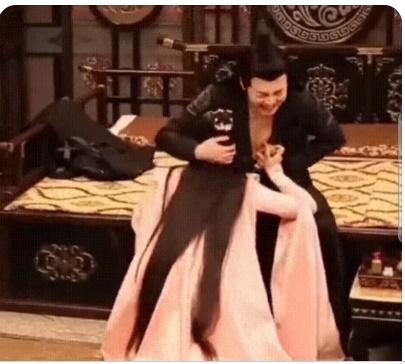 Tình mới Triệu Lộ Tư bị bóc phốt quấy rối bạn diễn, ăn nói bậy bạ-3