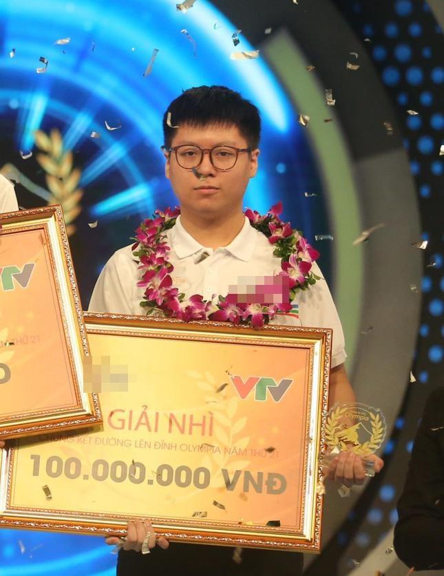 Bất ngờ con đường học vấn Á quân Olympia 2021-1