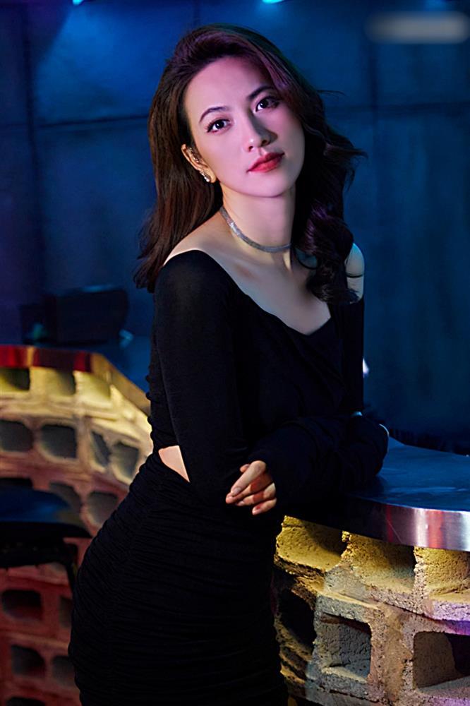 Phương Anh Đào ăn mắm tôm trước khi hôn bạn diễn-6