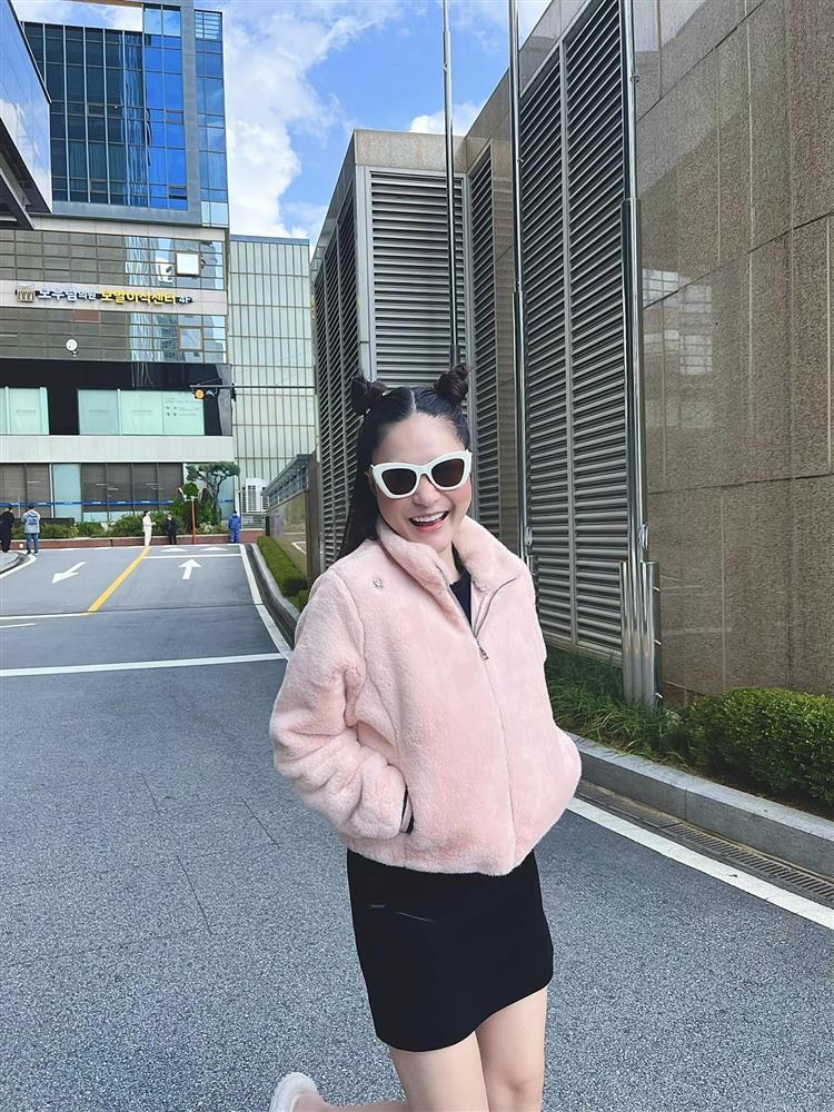 Chồng đại gia hoa mắt trả tiền Đoàn Di Băng mua sắm ở Hàn Quốc-1