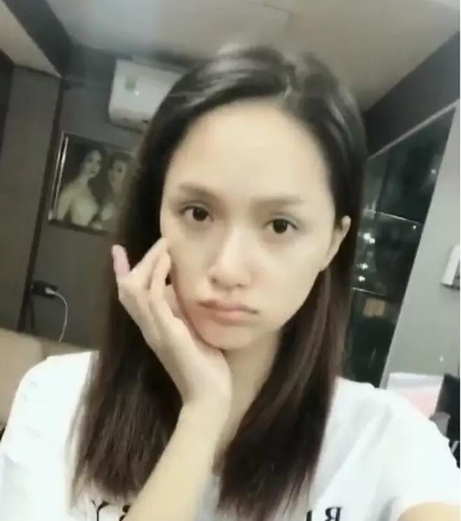 Hương Giang bị netizen nhắc nhở 1 chi tiết khi làm đẹp cùng mẹ-13