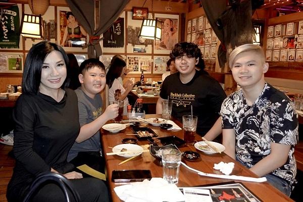 Bằng Kiều hé lộ loạt ảnh lúc mới sinh của con trai thứ 4-8