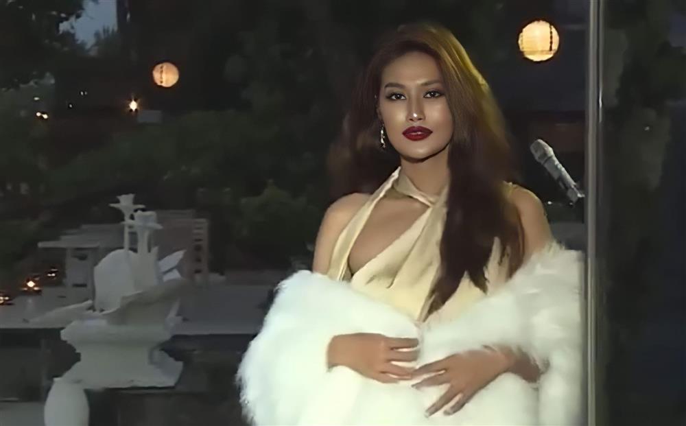 Thiên Ân bị chê rườm rà tại buổi trao sash Miss Grand International-2