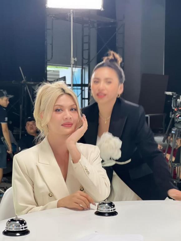 Đào Bá Lộc đi vào vết xe đổ của Hari Won với mái tóc tẩy xơ xác-4