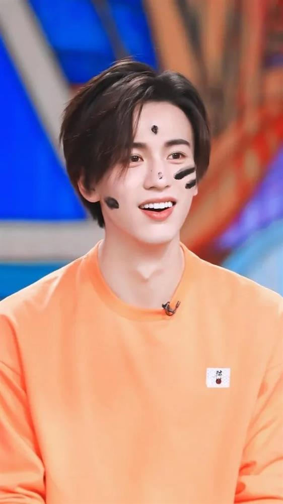 3 trai đẹp xứ Trung chưa kịp nổi đã toang nặng vì phốt thái độ-6