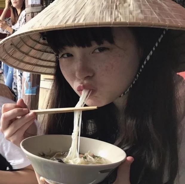 Hóa ra vắt chanh vào tô phở nóng là 1 thói quen ăn uống sai lầm!-2