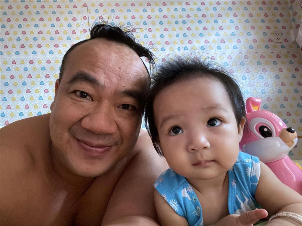 Hiếu Hiền bật khóc ở quán nước, người ngồi cạnh hoang mang-5