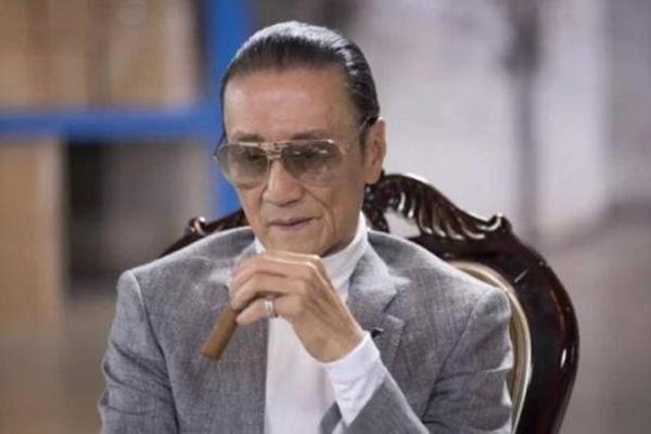 Trương Bá Chi gặp khó khăn tài chính-3