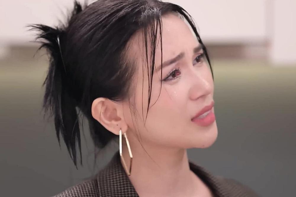 Sĩ Thanh phải lăn trứng gà khi khóc hơn 8 tiếng đồng hồ-3