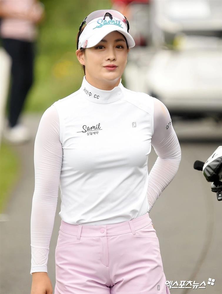 Golf thủ lên tiếng về tin ngoại tình với Bi Rain và Jo Jung Suk-3