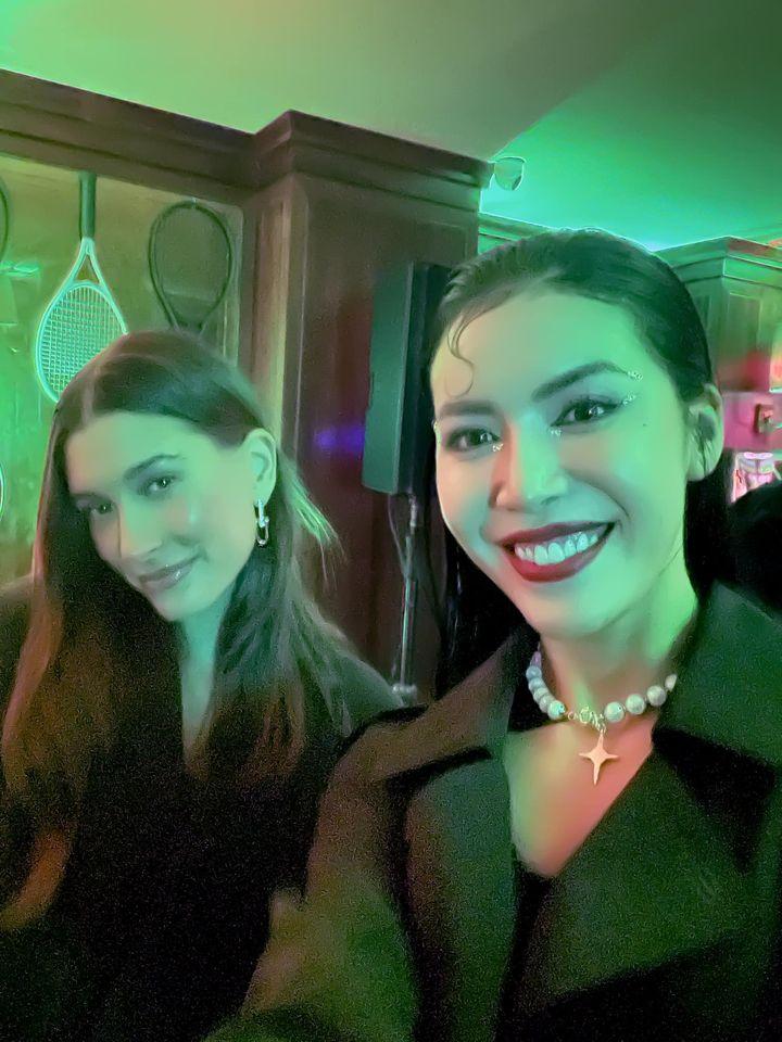 Minh Tú xuất hiện bên vợ Justin Bieber, đối phương đẹp đỉnh-1