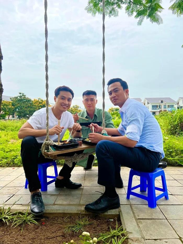 Khi công an và tội phạm ăn cơm cùng nhau hậu trường phim Đấu Trí-7