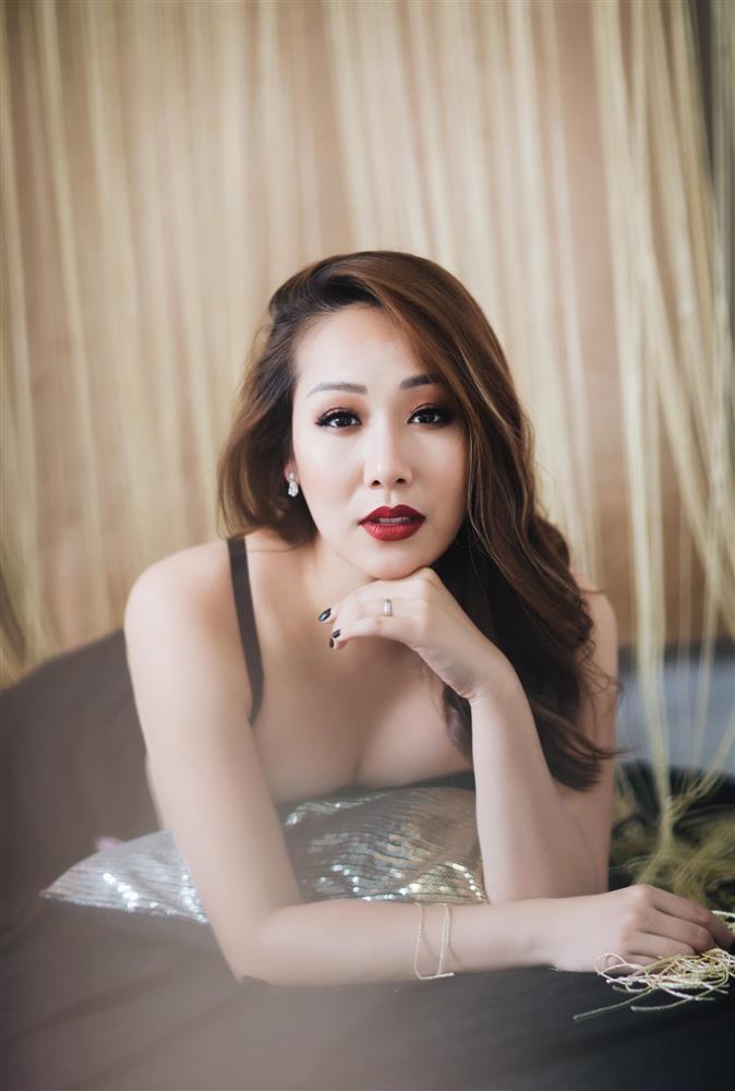 Tin showbiz Việt ngày 7/10: Mạc Văn Khoa khóc mếu vì sự cố trên đường-4