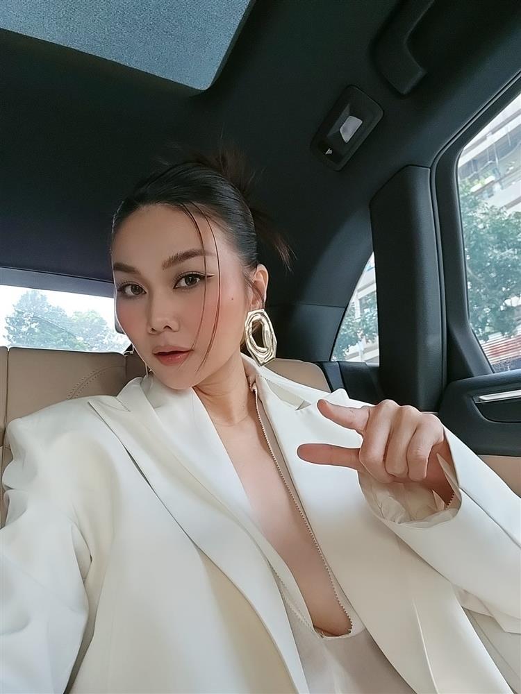 Tin showbiz Việt ngày 7/10: Mạc Văn Khoa khóc mếu vì sự cố trên đường-6