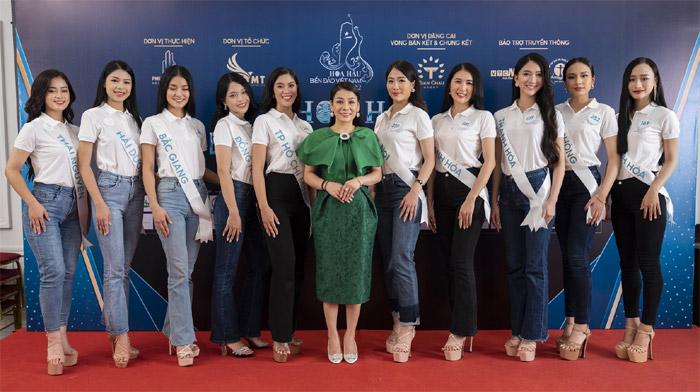 Trao sash cho Top 50 thí sinh Hoa hậu Biển đảo Việt Nam 2022-2