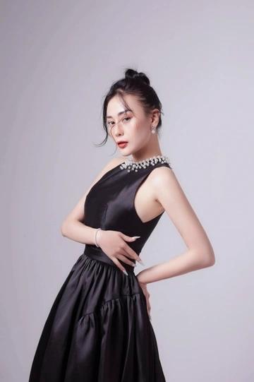 Phương Oanh khóa trang cá nhân-2