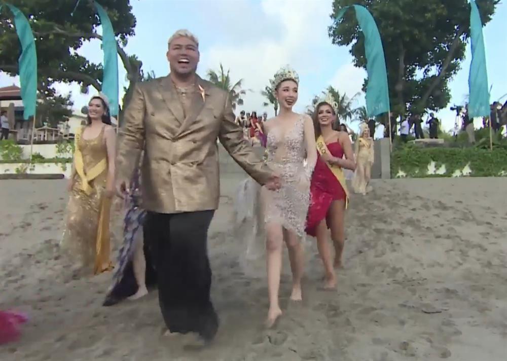 Nhìn Thiên Ân lưới đánh cá, dân mạng lại thương miss quấn chăn-3