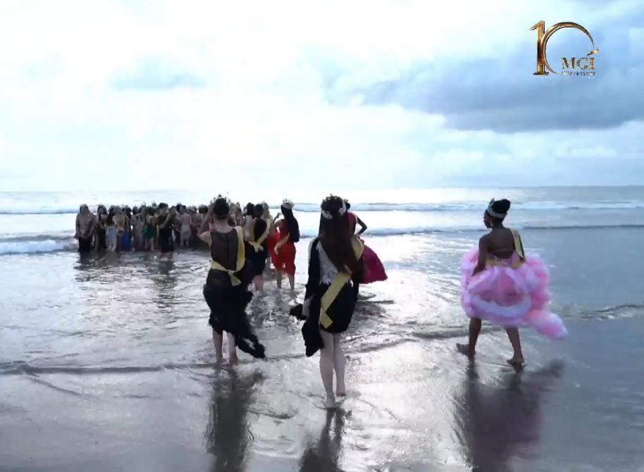 Nhìn Thiên Ân lưới đánh cá, dân mạng lại thương miss quấn chăn-8