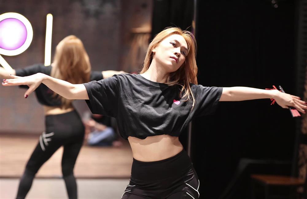 10,000 vé liveshow của Mỹ Tâm được bán sạch trong 10 phút-8