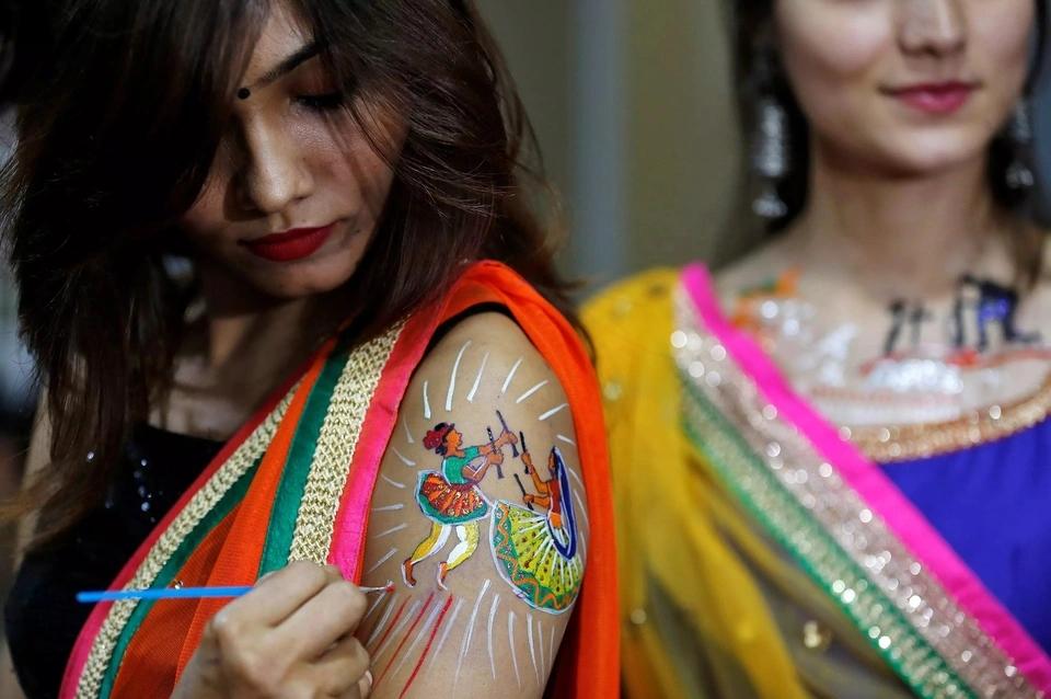 Bên trong lễ hội khiến bao cao su đắt hàng ở Ấn Độ-1