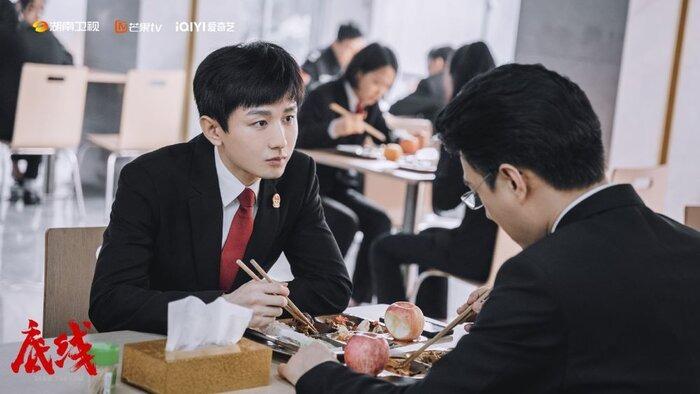 Thành Nghị chấp nhận xấu, từ chối ở khách sạn 5 sao vì phim mới-1