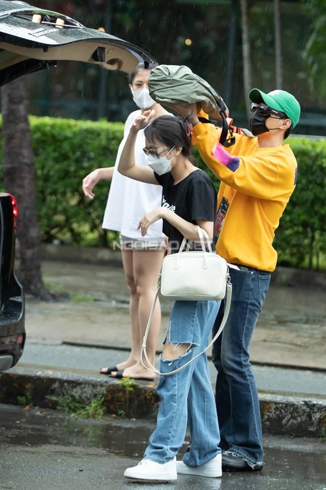 Diệu Nhi - Anh Tú khởi hành đến nơi tổ chức đám cưới-5