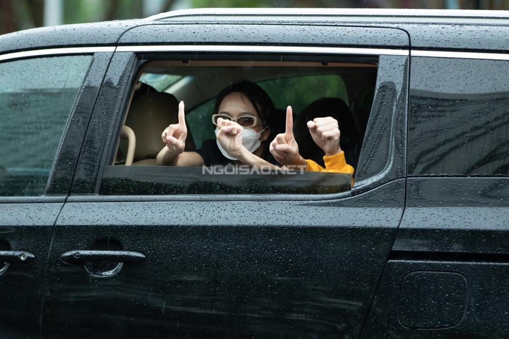 Diệu Nhi - Anh Tú khởi hành đến nơi tổ chức đám cưới-9