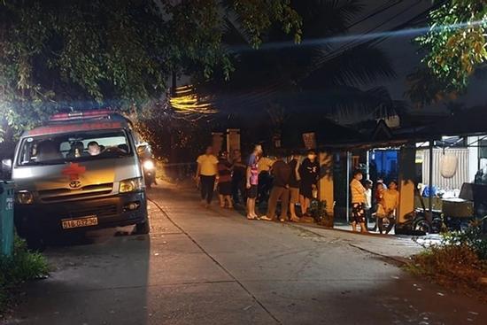 Chồng chém vợ tử vong, mẹ vợ bị trọng thương