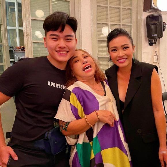 Phương Thanh khoe ảnh thân thiết bên Siu Black-3