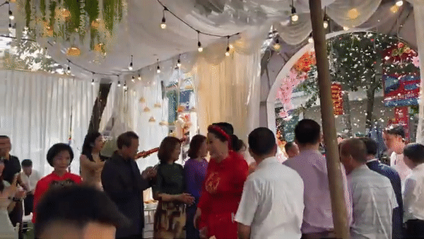 Đám cưới xong xuôi: Bình An hốc hác, Phương Nga khóc òa-12