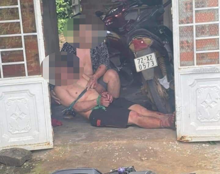 NÓNG: Thảm án con rể chém cả nhà vợ, 4 người thương vong-2