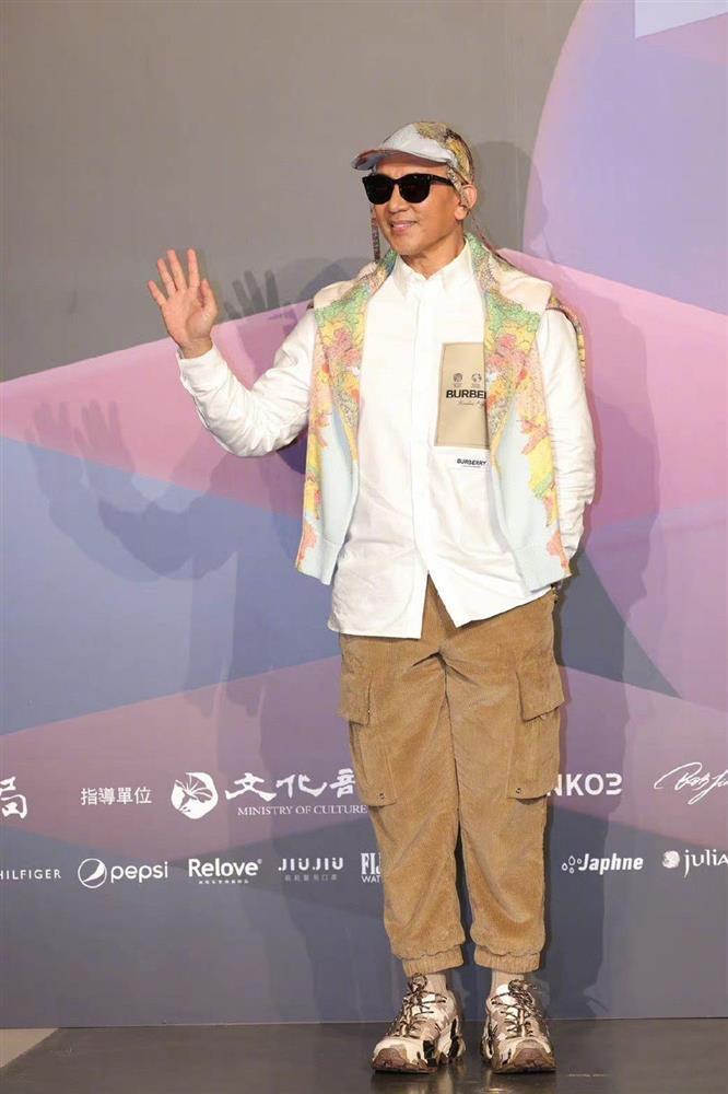 Từ Hy Viên và chồng Hàn hôn nhau mỗi ngày-1