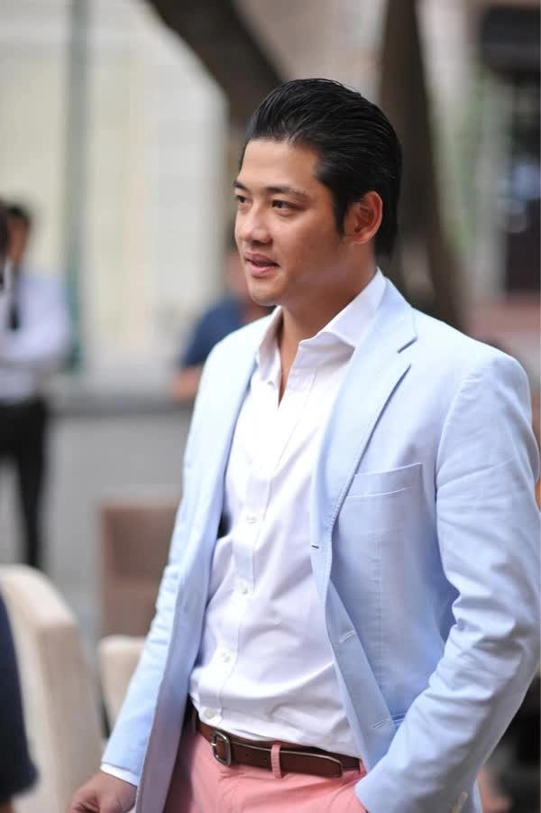 Nam chính hiền nhất của Hoa Cỏ May: Sự nghiệp thăng tiến nhờ sức mạnh tình thân-8