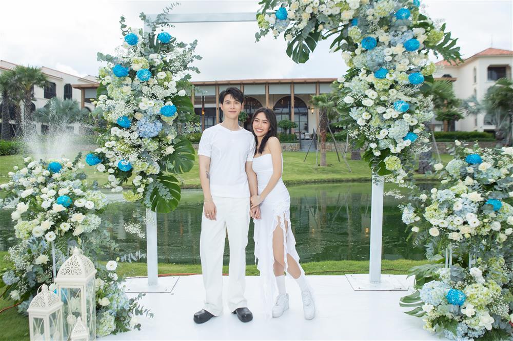 Một phù dâu của Diệu Nhi lộ ý đồ tăm tia chú rể Anh Tú-12