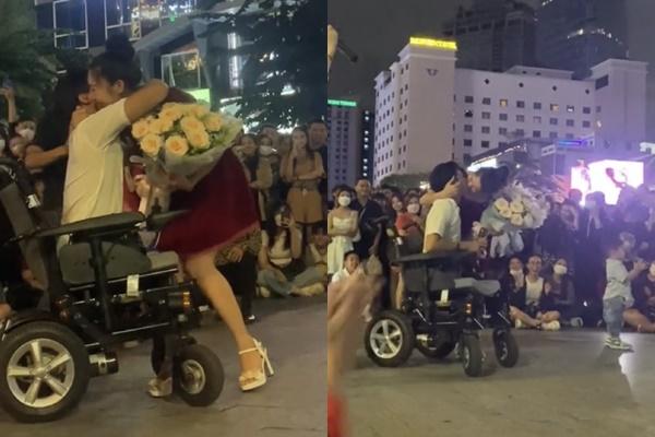 Xôn xao màn cầu hôn chàng trai không chân trên phố đi bộ-4