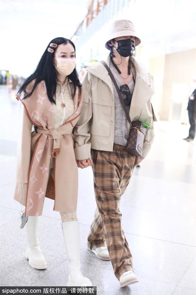 Sáng tỏ tin đồn Chung Lệ Đề ly hôn chồng trẻ-1