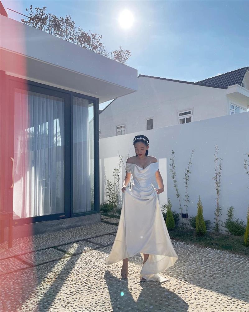 Diệu Nhi và loạt mỹ nhân diện váy cưới trắng trơn chuẩn style Hàn-7