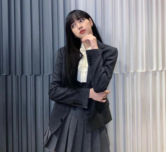 BLACKPINK gợi ý mới blazer mùa thu theo phong cách cá tính-2