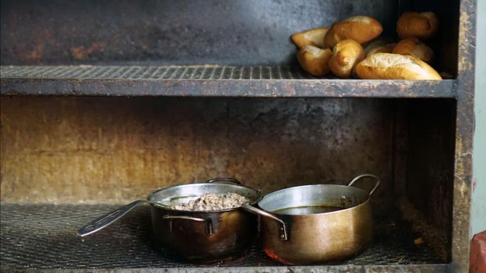 CNN săn lùng bánh mì ngon nhất Việt Nam: Người Việt ăn thử chưa?-6