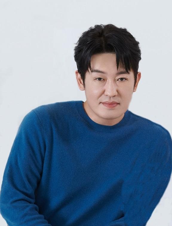 5 sao Hàn tăng cân vì vai diễn: Tài tử Bỗng Dưng Trúng Số được đền đáp-3