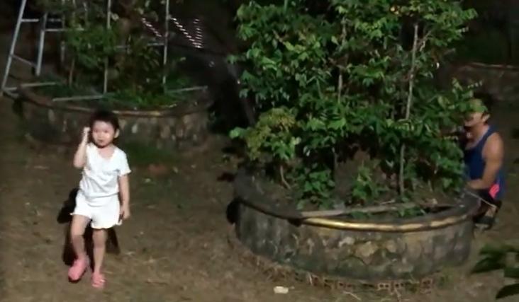 Quách Ngọc Ngoan khoe clip, vô tình làm lộ rõ mặt con gái-3