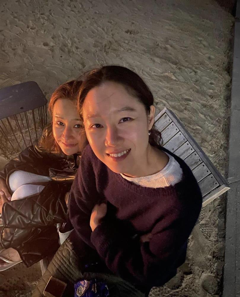 Gong Hyo Jin kết hôn với bạn trai kém 10 tuổi hôm nay-2