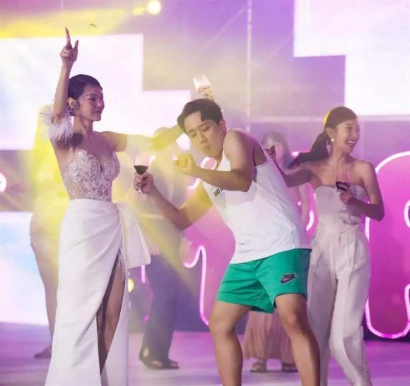 Trấn Thành dự đám cưới: Luôn chỉn chu, lần nào cũng gây ấn tượng-11