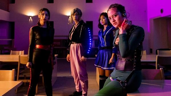 Ninh Dương Lan Ngọc có cứu nổi phòng vé Việt khi phim Chi Pu đuối sức-5