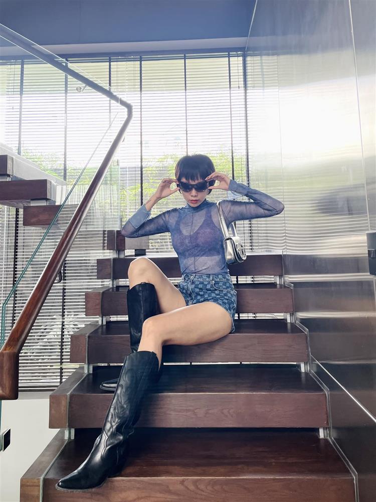 Tóc Tiên eo 68 vì tăng cân, nhìn mặt tưởng Trang Nemo-8